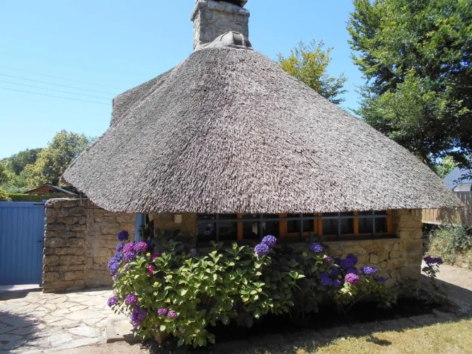 3 Bedrooms Cottage