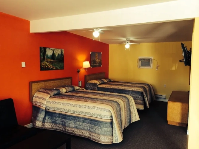 Classic Quadruple room