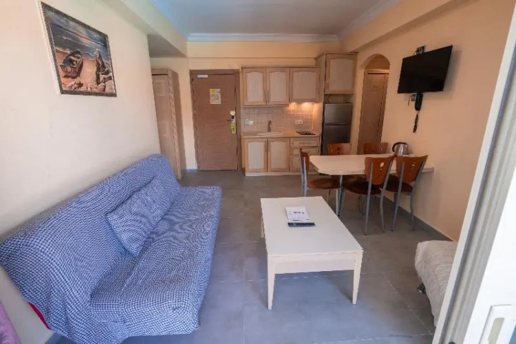 2 Bedrooms Apartment with balcony and with pool view
