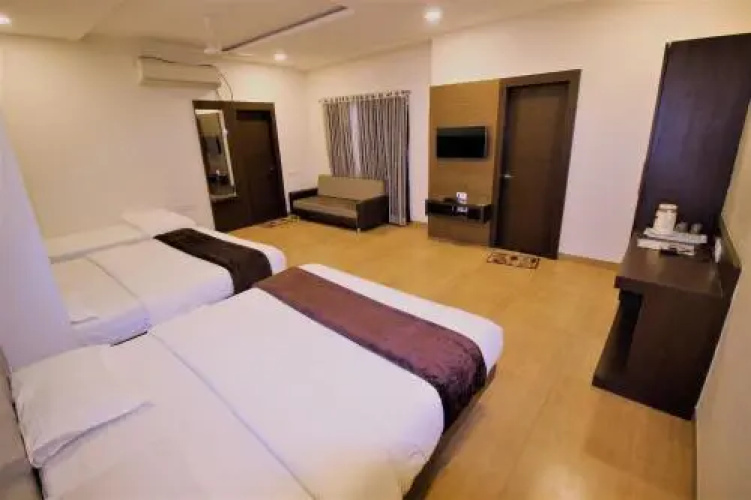 Hotel Kshipram