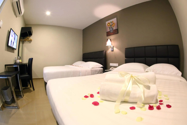 GL Hotel