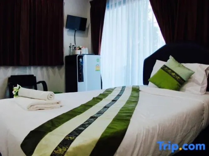 Standard Twin room with balcony