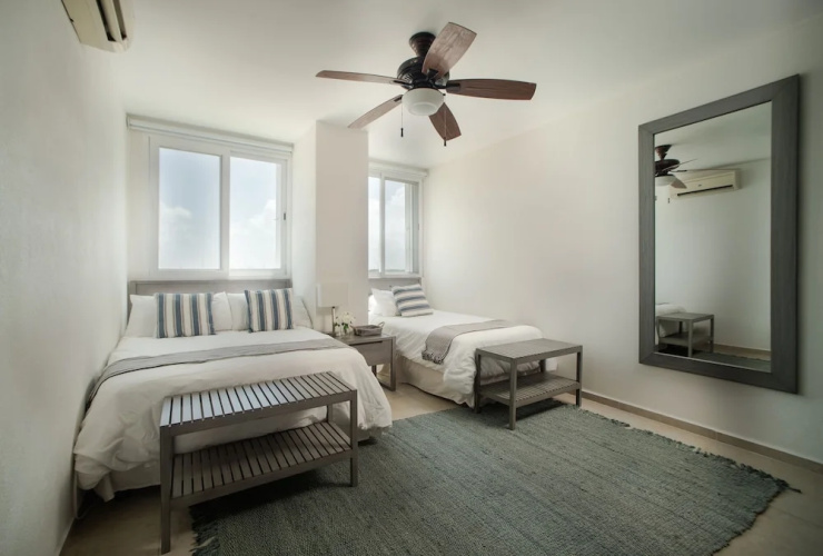 ARENA Stunning 2 BDR Beachfront- Designer Vibes
