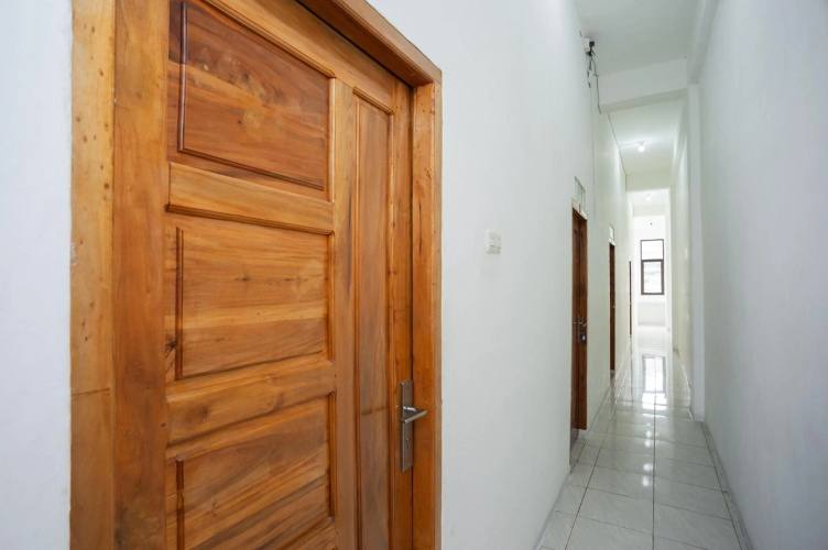 OYO 3929 8angau Mas