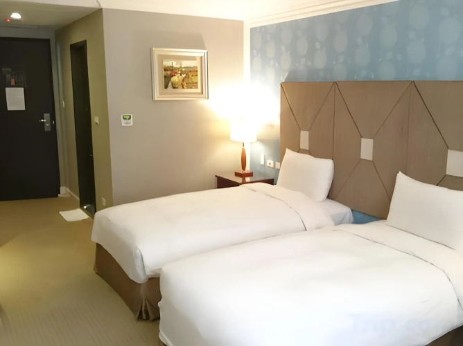 MRT Hotel