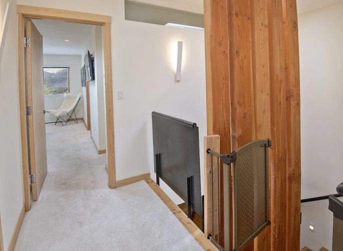 Eiger 9 3 Bedroom Condo by RedAwning