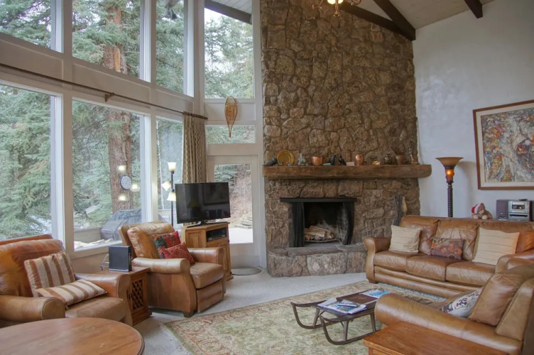 16 Forest Rd - 5 Br Home