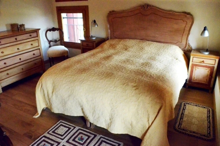2 Bedrooms Comfort room