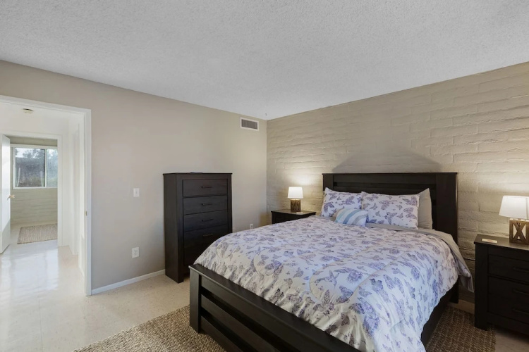 Sitting Pretty 2 BR by Casago