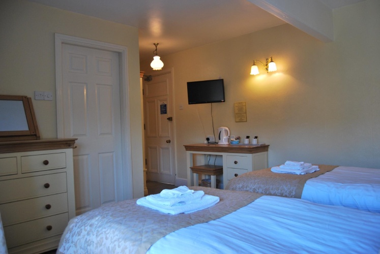 Standard Twin room