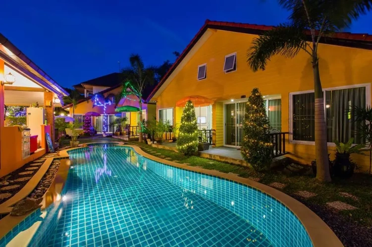 Deluxe Double room with balcony and with pool view