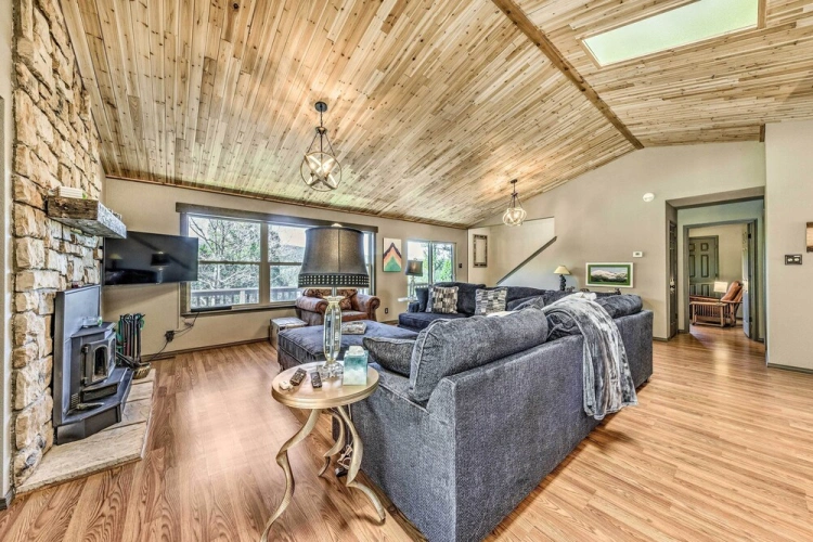 3 Bedrooms Cottage