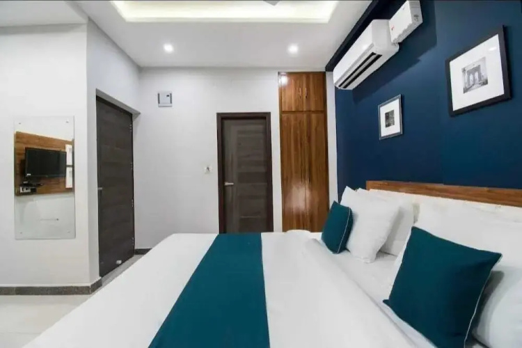 Kashvi Rooms