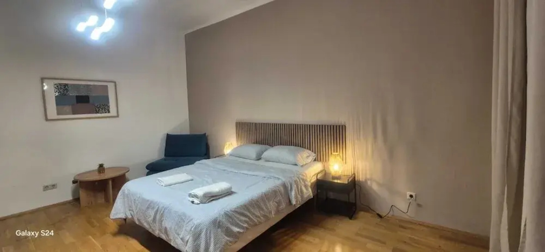 Comfortable 2BR Apt Near Vienna Center