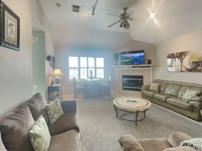 Blue Moon by Ryson Vacation Rentals