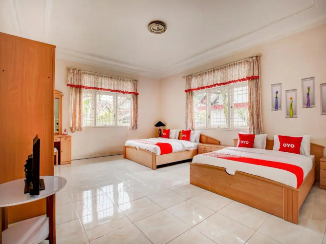 OYO 90080 Villa Lotus E06