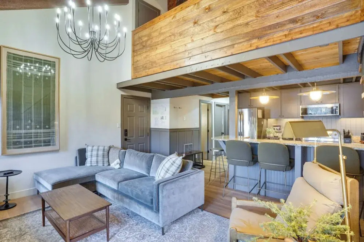 Mountain-view Condo in Brian Head w/ Private Sauna