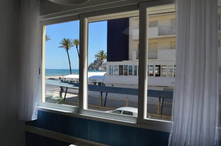 Agora Apartamentos Mar