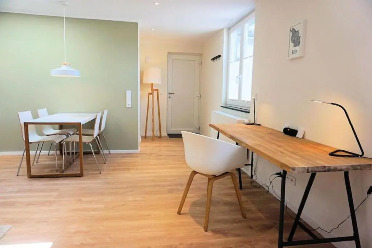 Apartment - Neu, modern, gemütlich, eigener Parkplatz