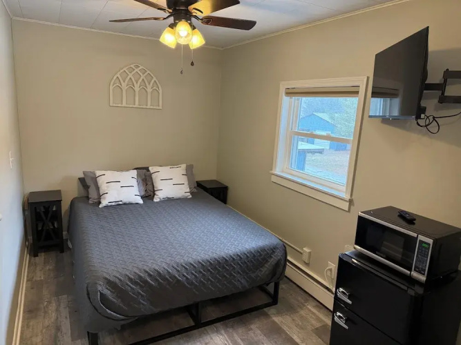 Colton Point Motel