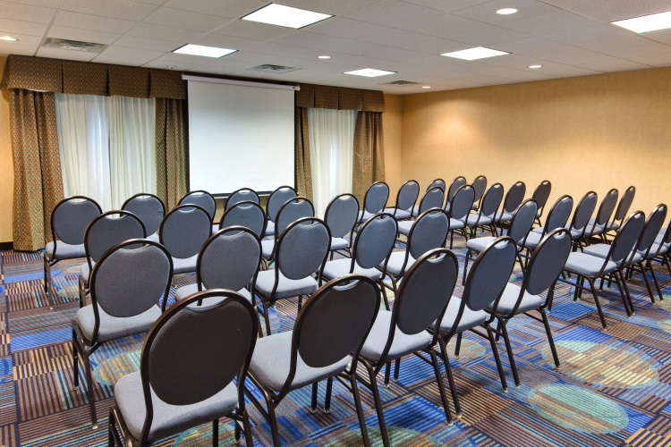 Holiday Inn Express And Suites Albuquerque Airport photo 19