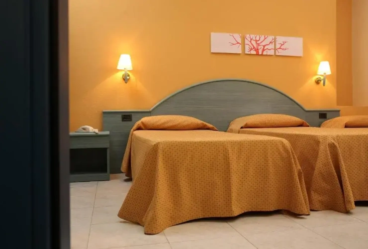 Classic Quadruple room
