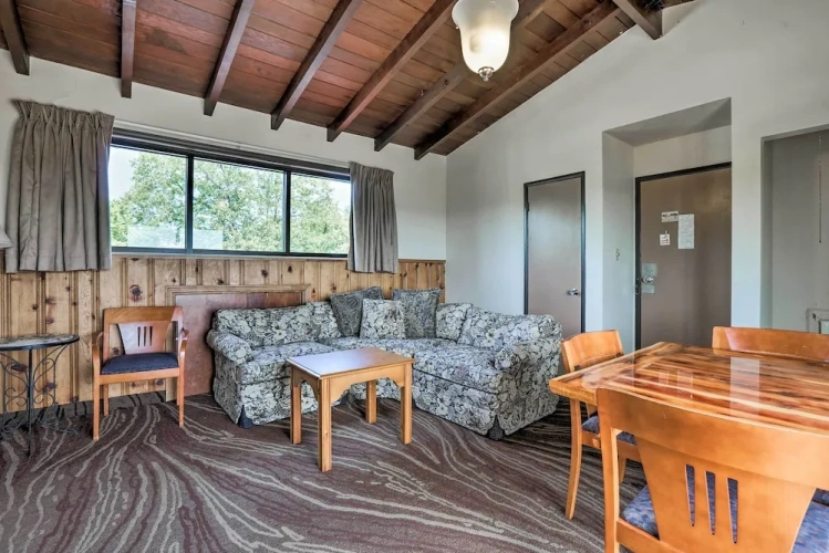 2 Bedrooms Apartment with balcony