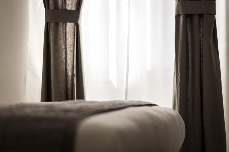 Standard Double room with city view