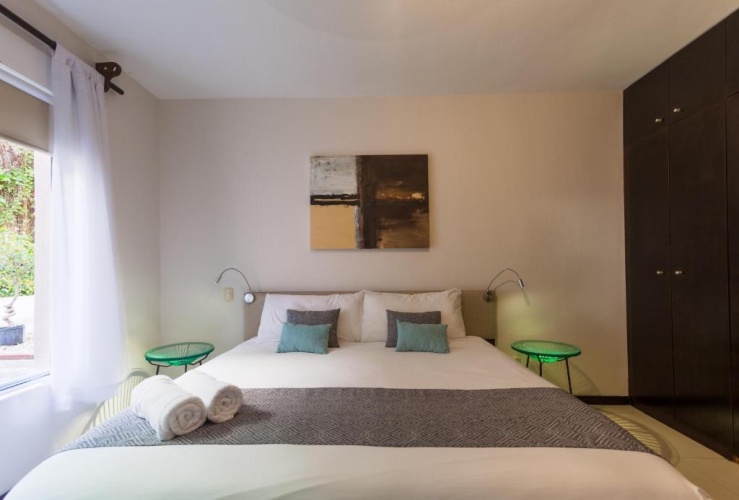 2 Bedrooms Apartment
