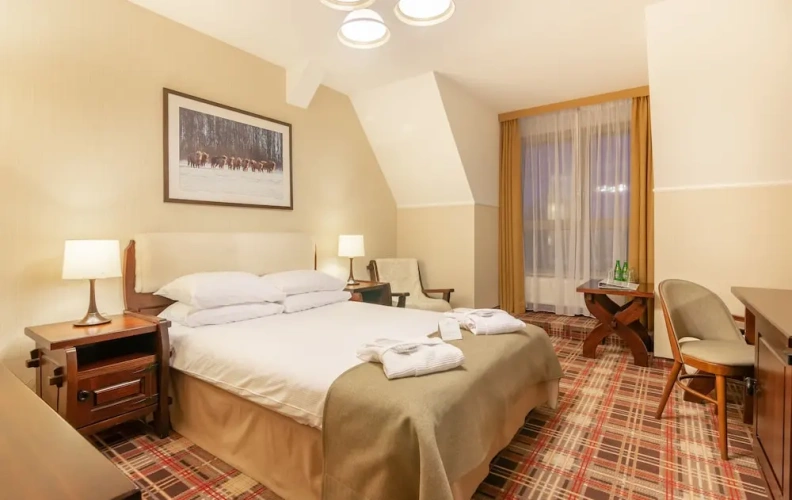 Economy room