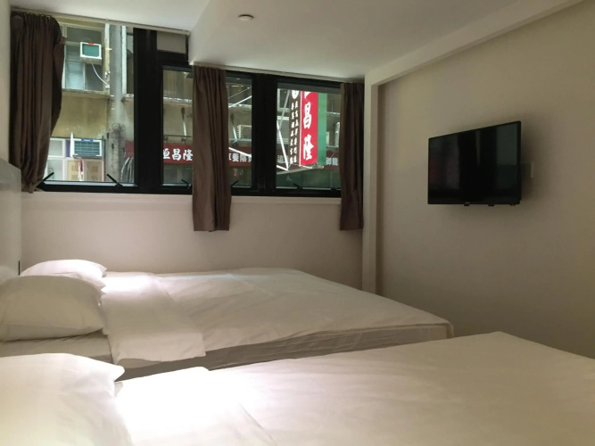 Homy Hotel Central