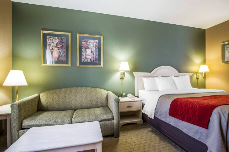 Quality Inn Columbia I-65