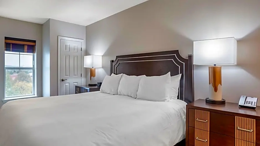2 Bedrooms Suite