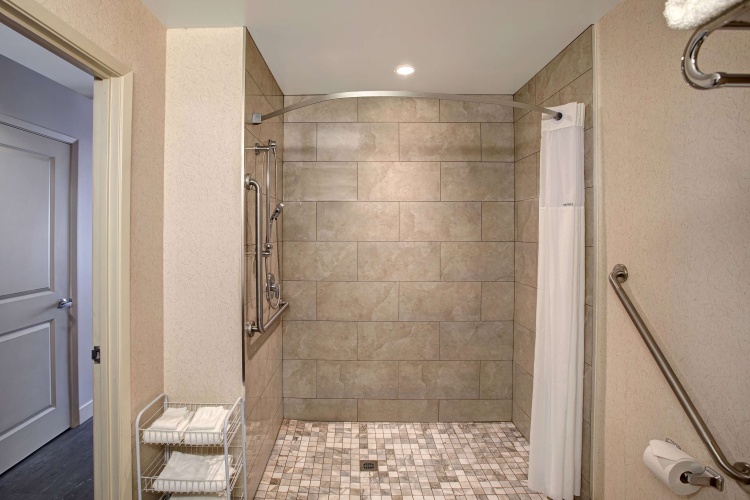 Days Inn & Suites by Wyndham Collingwood photo 11
