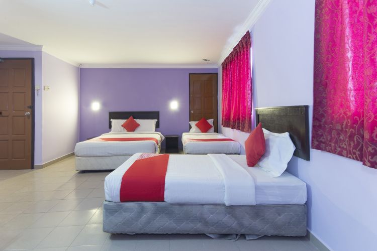 Super OYO 473 Comfort Hotel 2