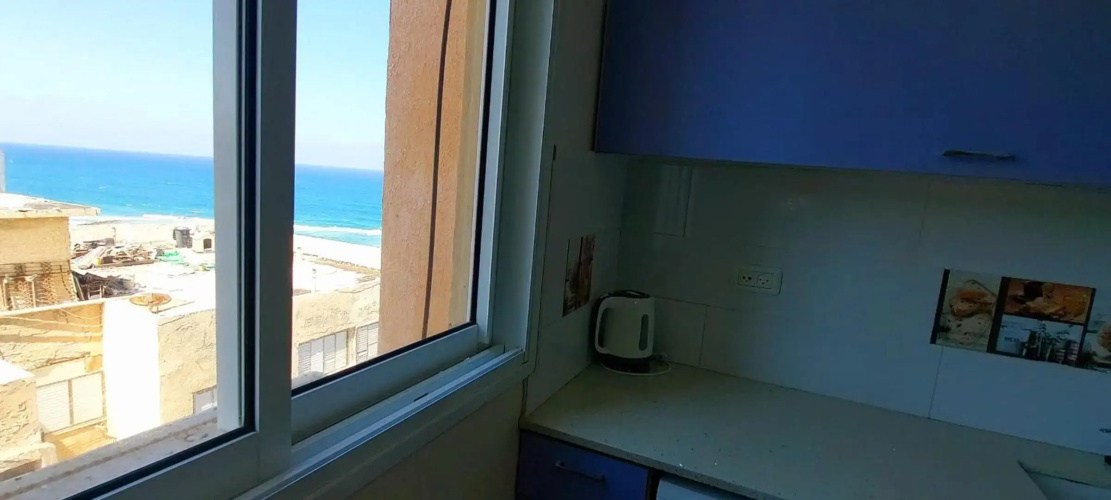 דירה מול הים בת ים 613