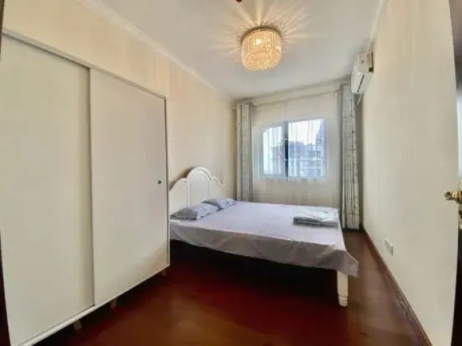 Nanning Time Apartment