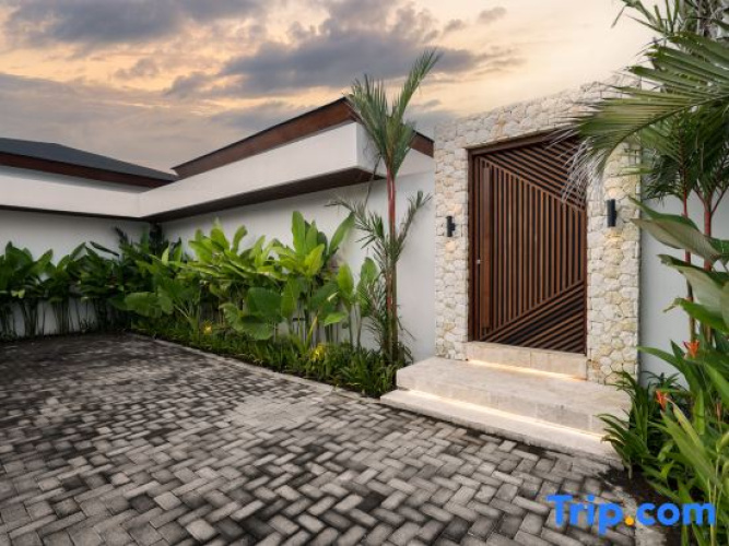 Villa Leonard by BaliSuperHost
