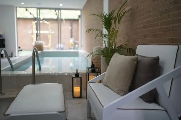 Unique 3 BR Apartment in Usaqu n