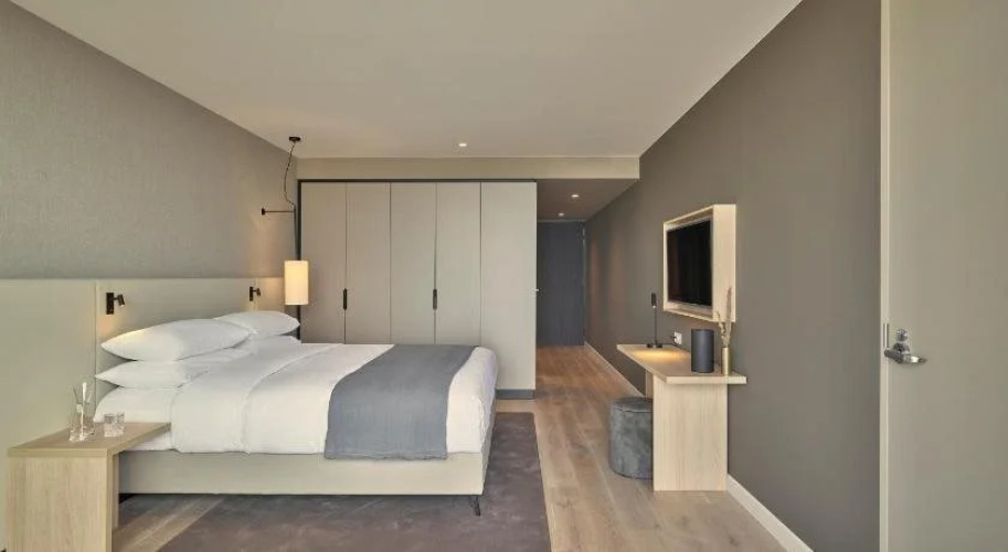 Hotel de Blanke Top
