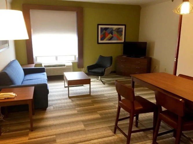 Standard Double Suite