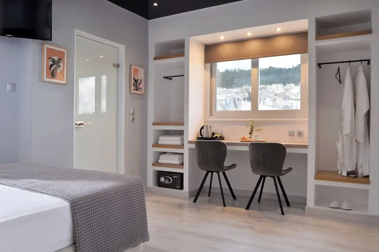 Double Junior Suite with balcony and with mountain view