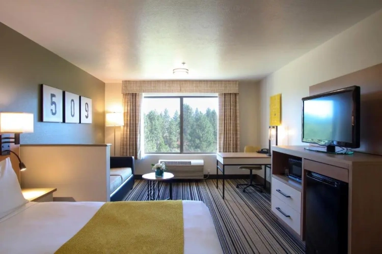 Double Suite with river view