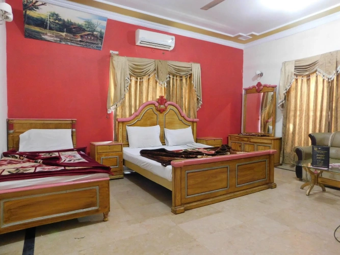 Standard Triple room
