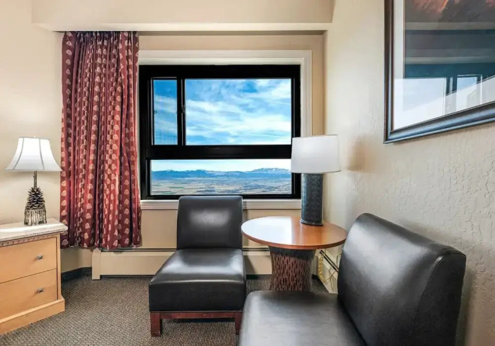 Owner-Managed Ridge Tahoe Studio