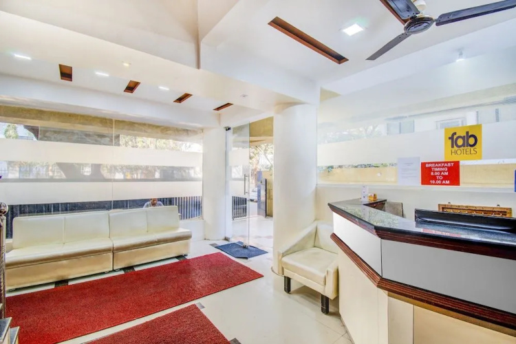 FabHotel Truvic
