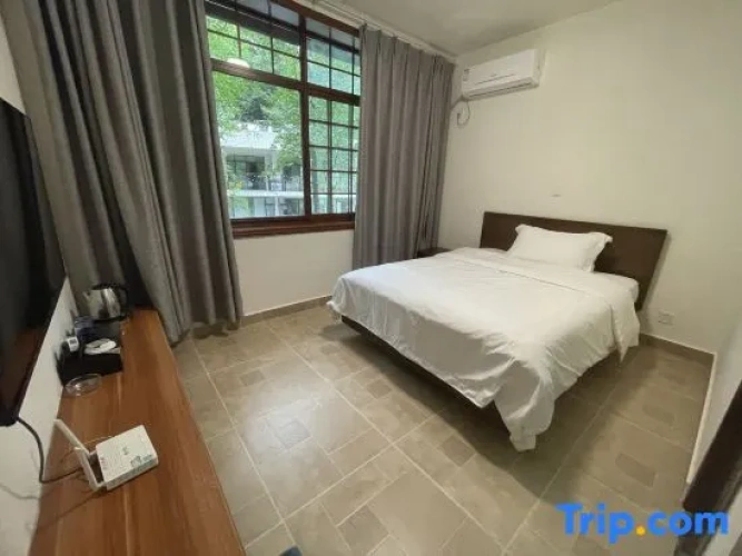3 Bedrooms Suite with balcony