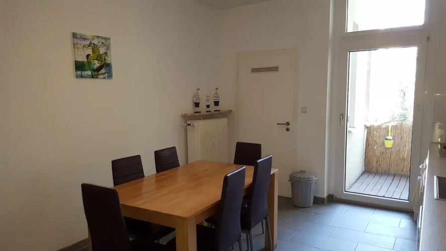 Apartments Bahri