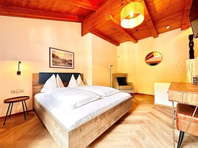 Standard Triple room with balcony