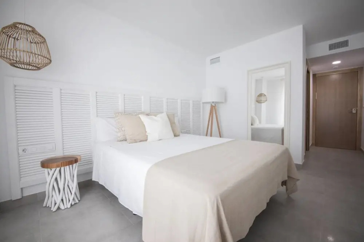 Hostal Cervantes Playa